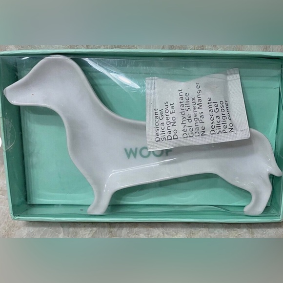 Fringe Studios Ceramic Dog Trinket Tray Tea Bag Holder “ WOOF” Dachschund New - Picture 2 of 4